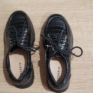 Torrid Black Croc-Embossed Lace-Up Shoes
